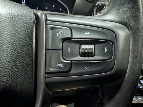 Used 2025 GMC Sierra 3500 AT4 image 24