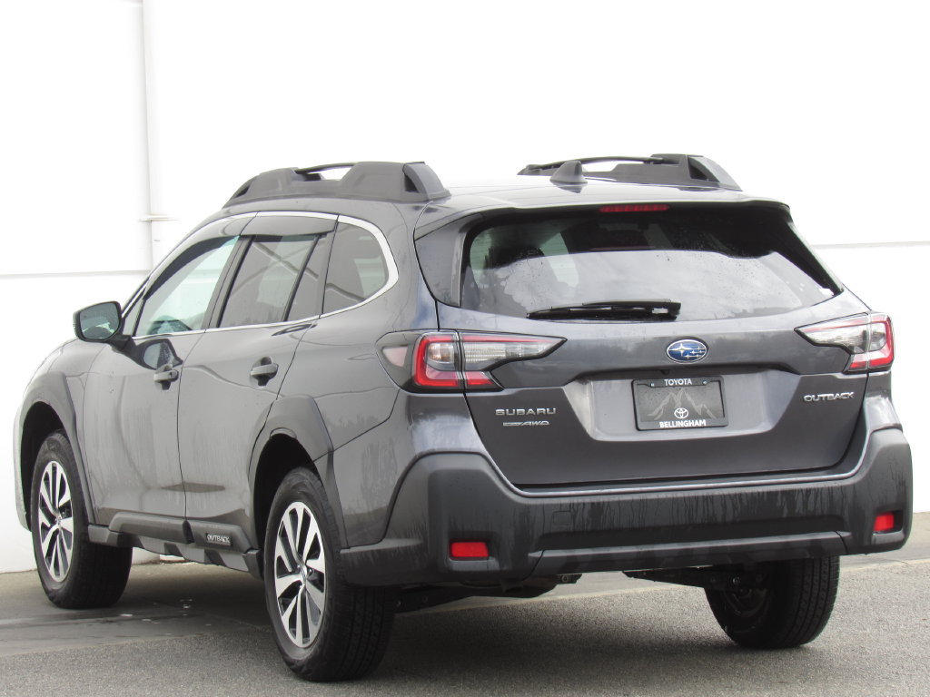 Used 2024 Subaru Outback Premium AWD/4WD image 5