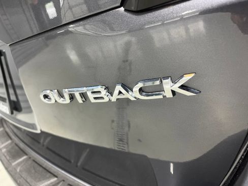 Used 2025 Subaru Outback Limited AWD/4WD image 42