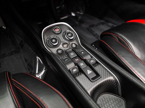Used 2019 McLaren 570S Spider RWD image 57