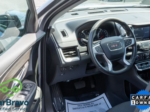 Used 2023 GMC Terrain SLE w/ Driver Convenience Package FWD image 12