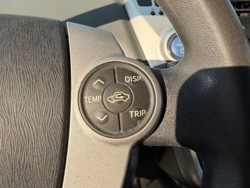Used 2012 Toyota Prius V Three FWD image 21