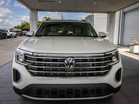 New 2026 Volkswagen Atlas SE FWD image 8