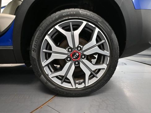 Used 2021 Kia Seltos SX w/ SX Sunroof Package AWD/4WD image 14