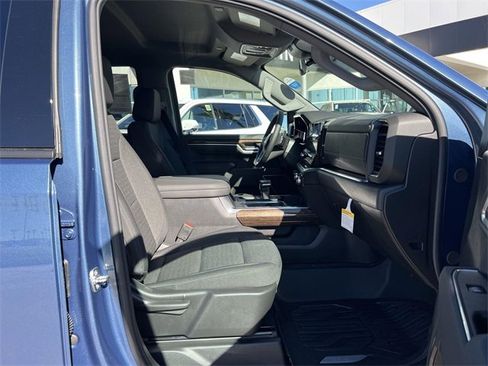 New 2026 GMC Sierra 1500 Elevation w/ LPO, Elevation Black Package image 32