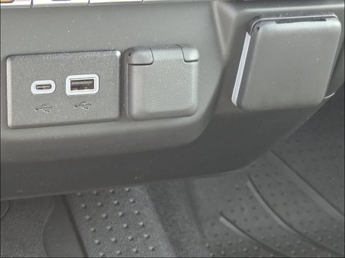 Certified 2026 Chevrolet Silverado 1500 Custom RWD image 28