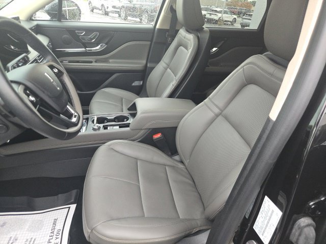 Used 2024 Lincoln Corsair AWD w/ Equipment Group 101A image 26