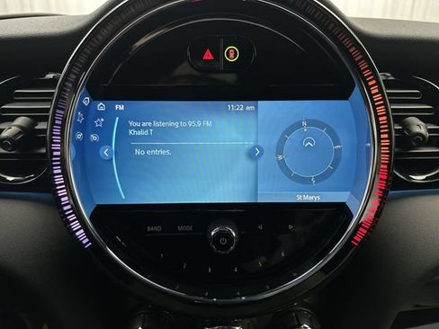 Used 2024 MINI Cooper 2-Door Hardtop FWD image 16