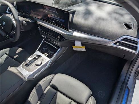 Used 2025 BMW 330i Sedan w/ Convenience Package RWD image 15