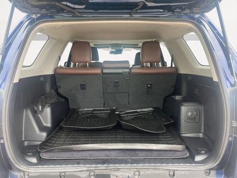 Used 2021 Toyota 4Runner Limited image 12