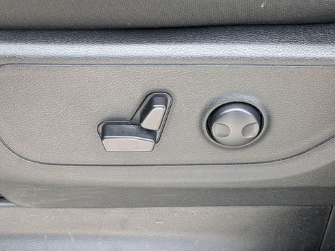 Used 2025 RAM 1500 Tradesman AWD/4WD image 18