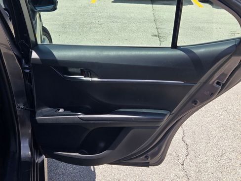 Used 2020 Toyota Camry LE w/ Carpet Mat Package FWD image 14