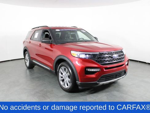 Used 2020 Ford Explorer XLT w/ Equipment Group 202A image 4