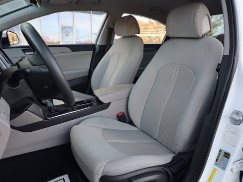 Used 2016 Hyundai Sonata SE image 14