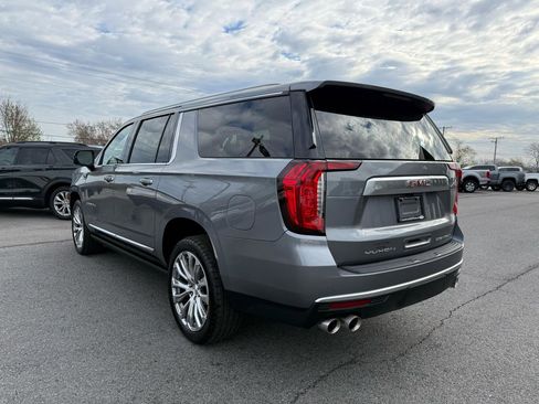 Used 2022 GMC Yukon XL Denali image 4