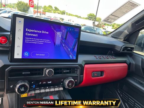 Used 2024 Toyota Tacoma TRD Pro AWD/4WD image 15