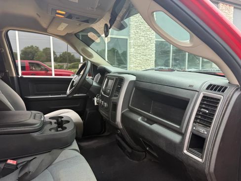 Used 2021 RAM 1500 Tradesman w/ Chrome Plus Package RWD image 13