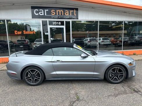 Used 2022 Ford Mustang Premium RWD image 8