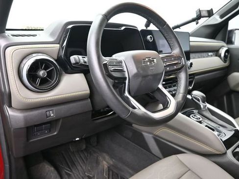 Used 2024 Chevrolet Colorado ZR2 w/ ZR2 Convenience Package III AWD/4WD image 28