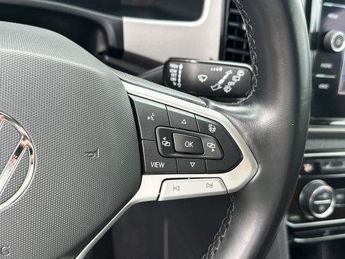 Used 2021 Volkswagen Atlas SEL Premium image 18