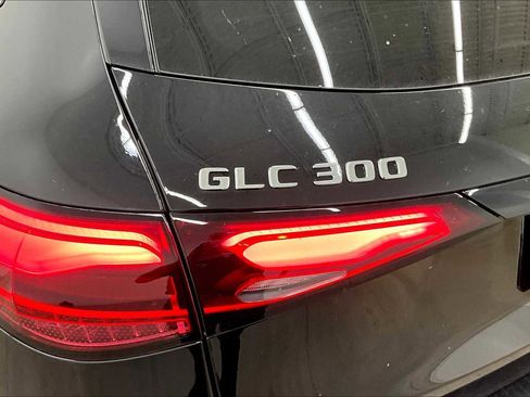 New 2025 Mercedes-Benz GLC 300 image 15