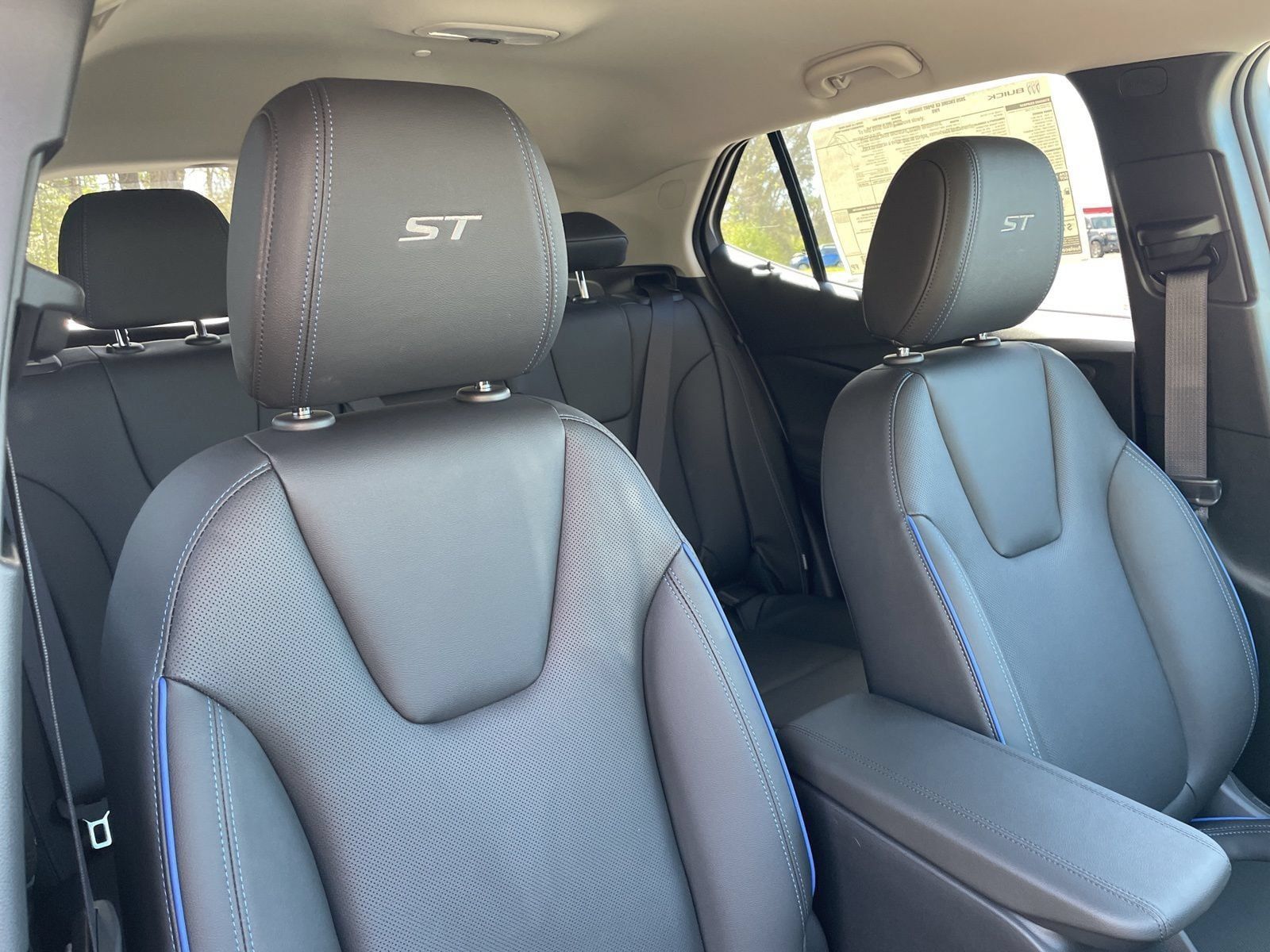 New 2026 Buick Encore GX Sport Touring w/ Comfort Package FWD image 36