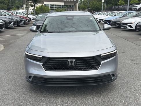 Used 2024 Honda Accord EX image 2