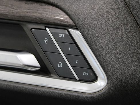 Used 2024 Chevrolet Silverado 1500 LTZ image 27