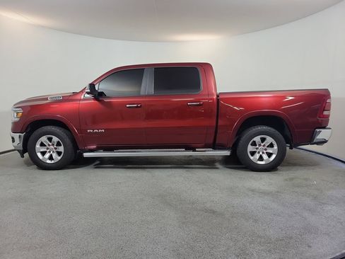 Used 2019 RAM 1500 Laramie AWD/4WD image 4