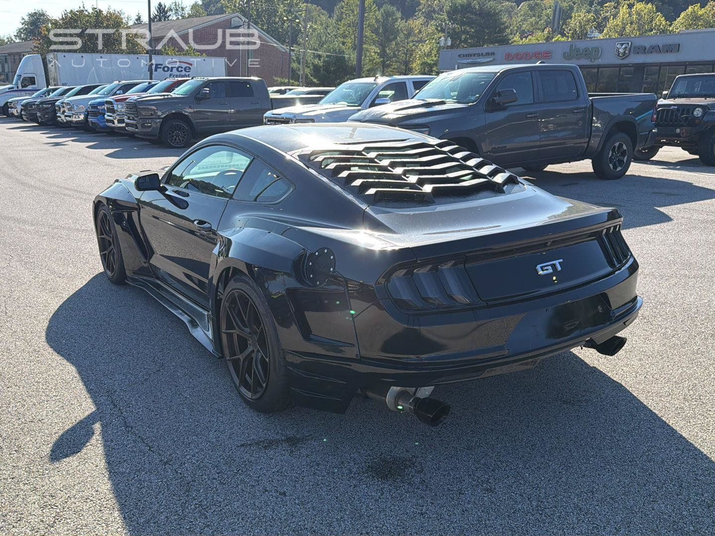 Used 2016 Ford Mustang GT w/ GT Performance Package RWD image 5