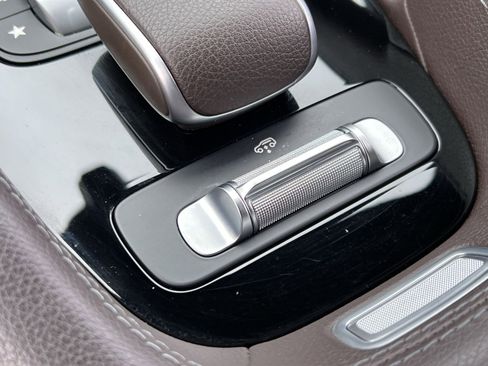 Certified 2022 Mercedes-Benz GLS 450 4MATIC image 34