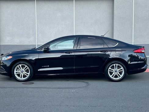 Used 2018 Ford Fusion SE image 7