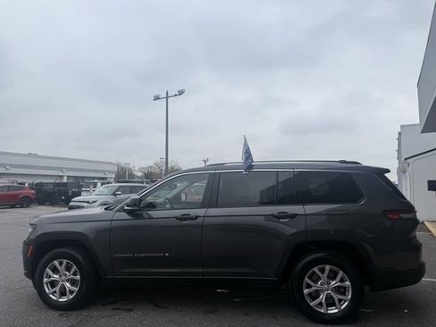 Used 2022 Jeep Grand Cherokee L Limited image 35