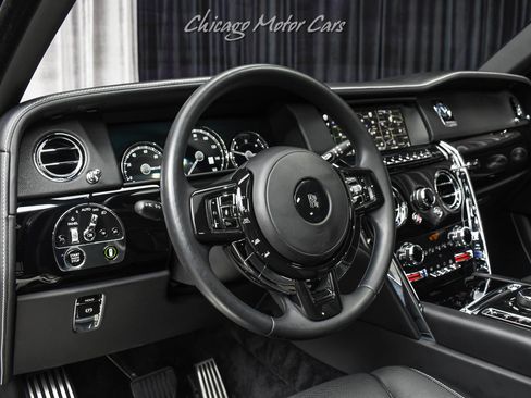 Used 2023 Rolls-Royce Cullinan w/ Cullinan Package AWD/4WD image 8