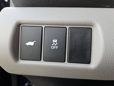 Used 2025 Honda Pilot Touring image 32