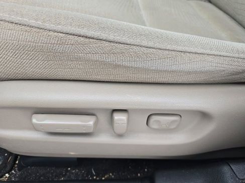 Used 2017 Honda Pilot EX image 27