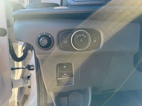 Used 2023 Ford Transit 250 Medium Roof w/ Load Area Protection Package image 18