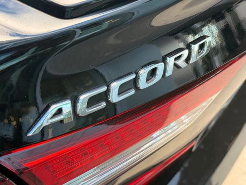 Used 2022 Honda Accord Sport image 30