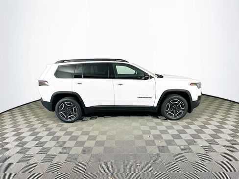 New 2026 Jeep Cherokee Laredo image 10