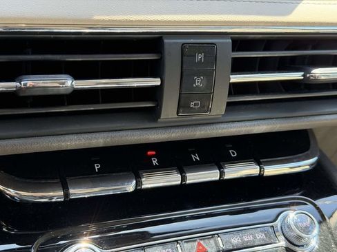 Used 2022 Lincoln Corsair AWD w/ Equipment Group 101A image 26