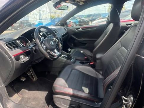 Used 2017 Volkswagen Jetta GLI FWD image 25