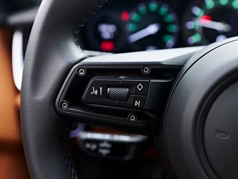 Used 2024 Porsche 911 Carrera S image 60