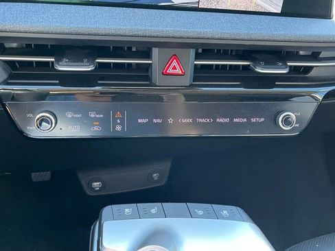 Used 2023 Kia EV6 Wind w/ Wind Technology Package image 28