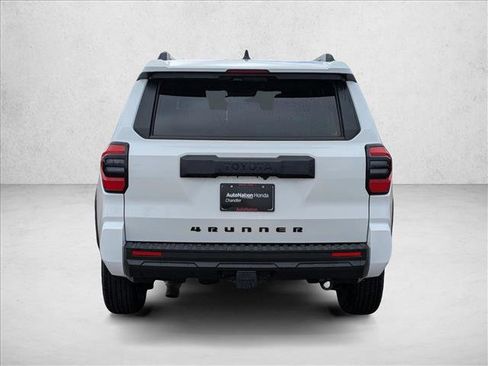 Used 2025 Toyota 4Runner SR5 image 6