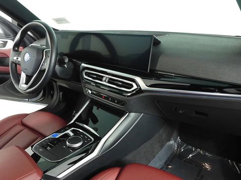 Used 2023 BMW i4 eDrive35 image 13