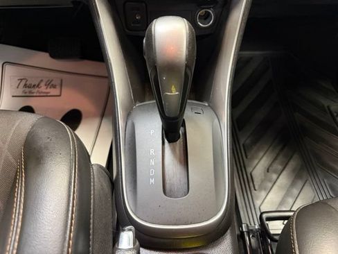 Used 2019 Chevrolet Trax LT w/ Driver Confidence Package FWD image 18