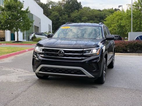 Used 2023 Volkswagen Atlas SE FWD image 3