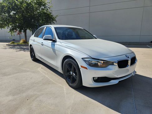 Used 2015 BMW 320i Sedan image 11
