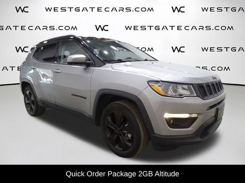 Used 2019 Jeep Compass Altitude image 2