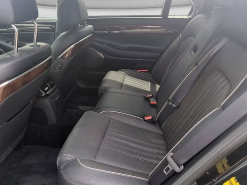 Used 2019 Genesis G90 3.3T Premium AWD/4WD image 31